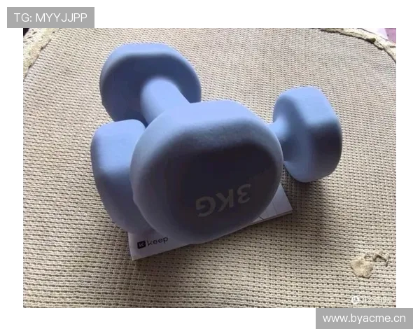 静音环保材质哑铃组打造无打扰居家健身环境 静音环保材质哑铃组打造无打扰居家健身环境