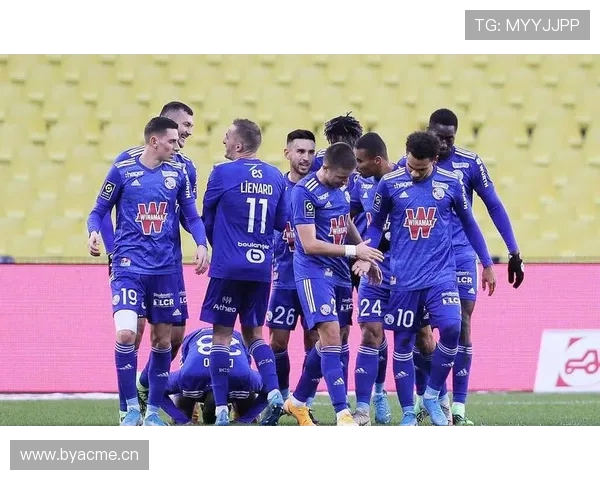 法甲进攻战术研究及球队战术调整策略