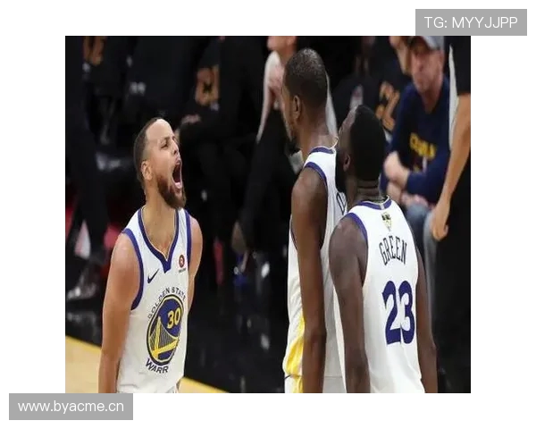 JRS世界杯赛事直播全程覆盖精彩瞬间 让你不漏任何一个进球