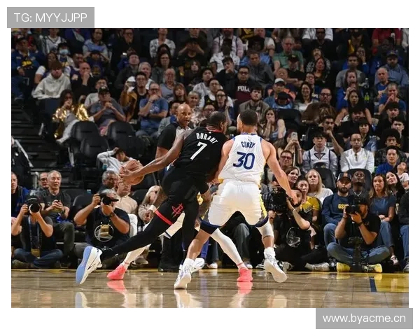 小凯文波特全能表现16投10中砍下20分8篮板5助攻5抢断1盖帽助球队绝杀对手